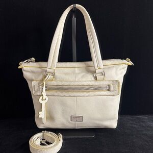 Fossil Soft Leather Cream Shoulder Bag